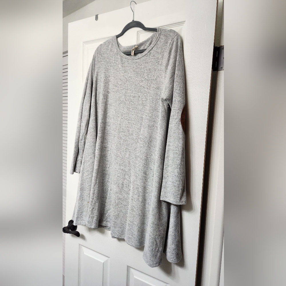 Beeson River Light Gray Long Sleeve Dress